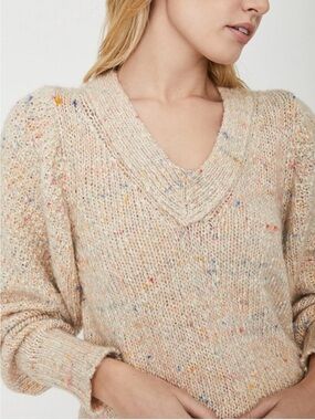 Brochu Walker Andrain Saffro V-Neck Speckled Knit Sweater. Size S